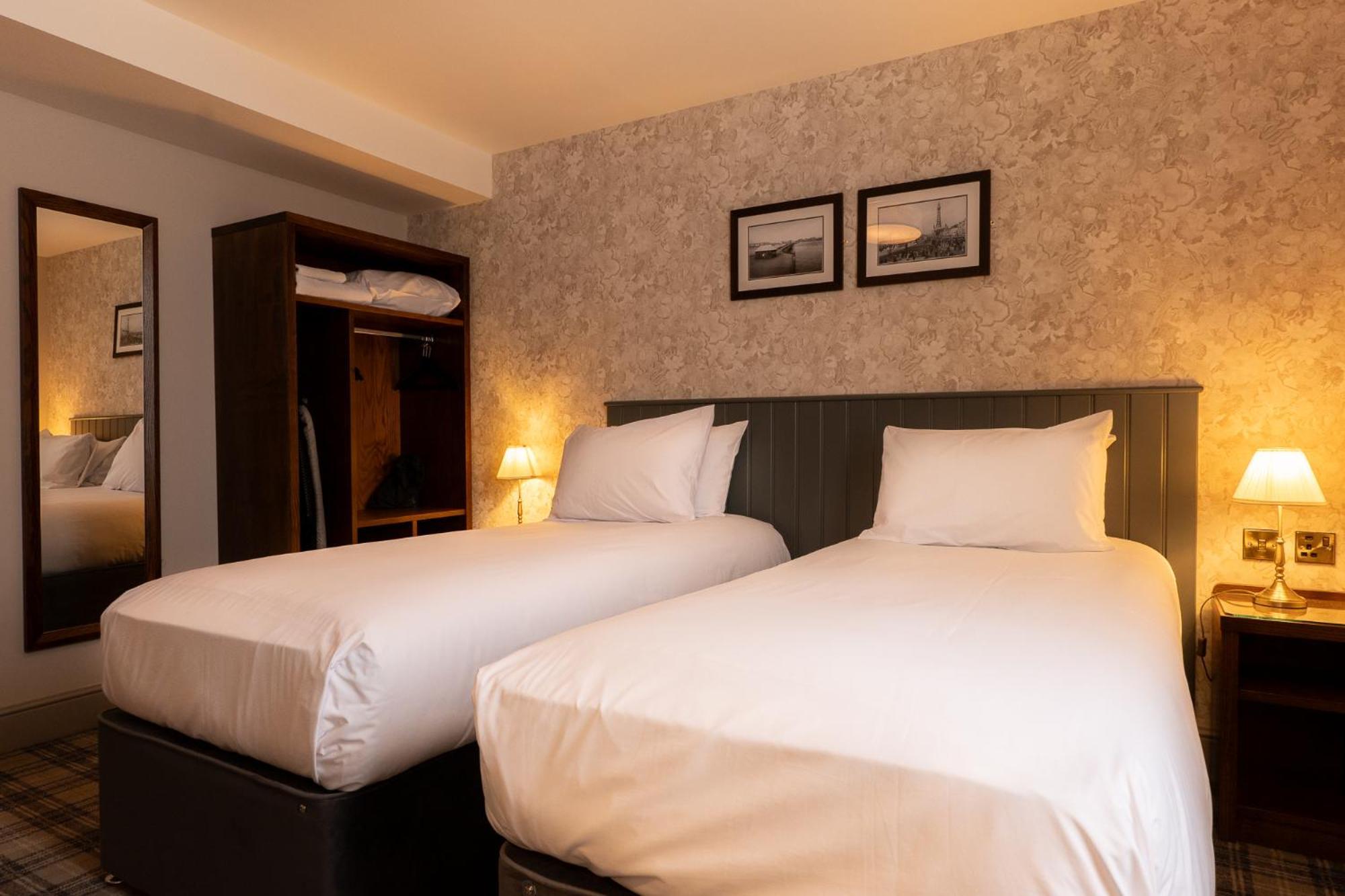 Offshore - The Inn Collection Group Lytham St Annes Esterno foto